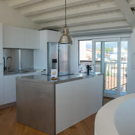 Apartment Penthouse On The Sea *